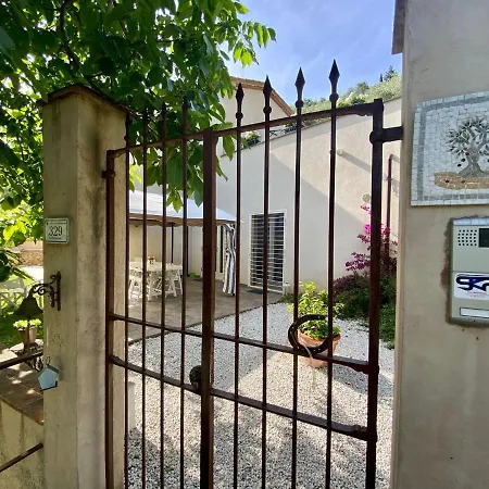Villino Mami Con Piscina * Mommio