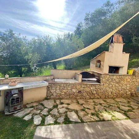 Villino Mami Con Piscina Holiday home